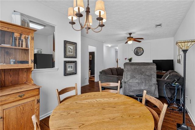 6647 Splashwater Drive, Flowery Branch, GA 30542