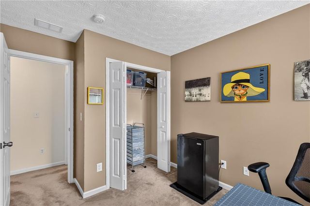 6647 Splashwater Drive, Flowery Branch, GA 30542
