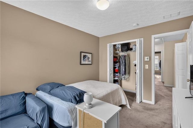 6647 Splashwater Drive, Flowery Branch, GA 30542