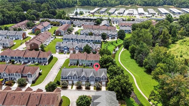 6647 Splashwater Drive, Flowery Branch, GA 30542