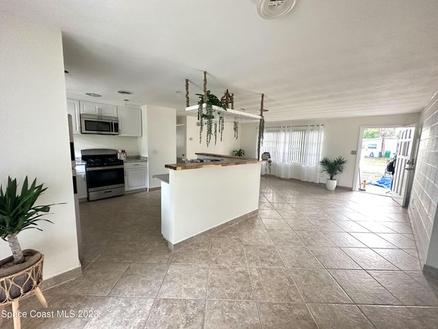 250 Andros Drive, Merritt Island, FL 32952