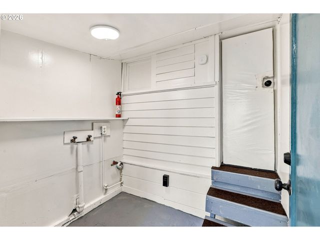6320 Se 52ND Ave, Portland, OR 97206
