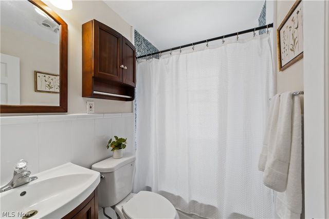 14216 Adrian Avenue, Cleveland, OH 44111