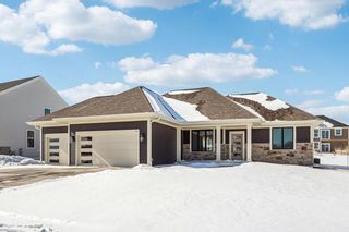 755 Kohlwey DRIVE #Lt26, Grafton, WI 53024