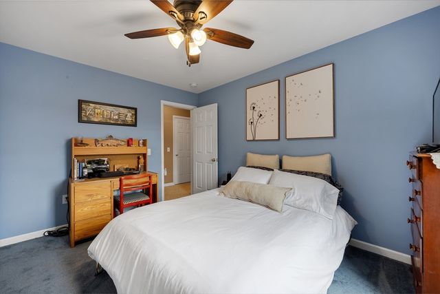 31 Glen Echo Shore Rd, Charlton, MA 01507