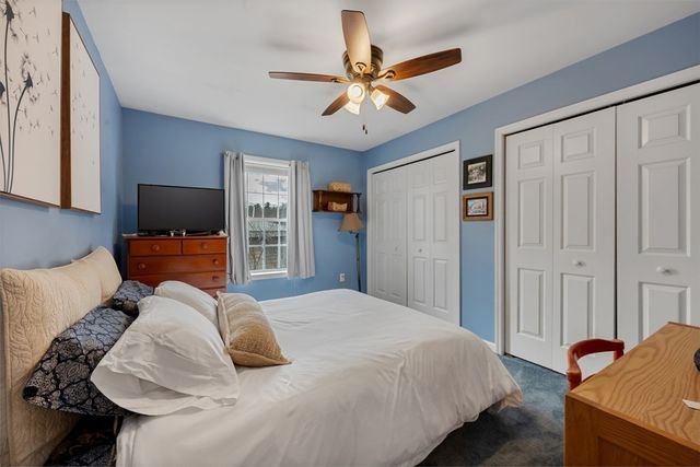 31 Glen Echo Shore Rd, Charlton, MA 01507