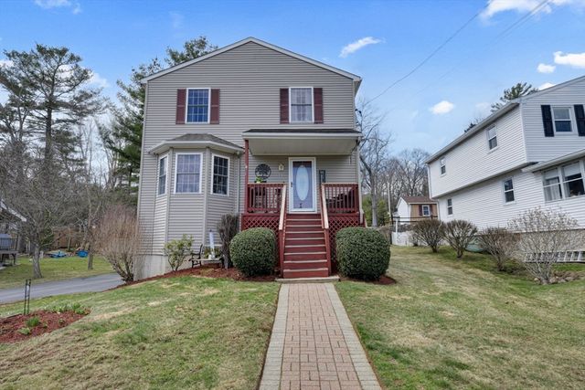 31 Glen Echo Shore Rd, Charlton, MA 01507