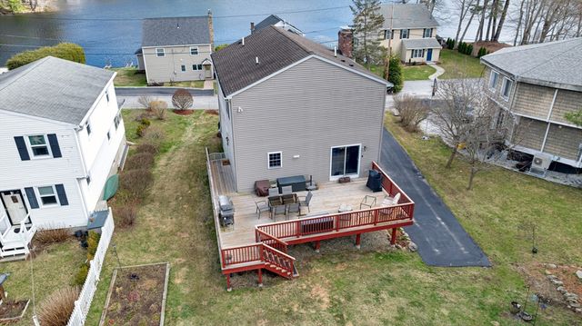 31 Glen Echo Shore Rd, Charlton, MA 01507