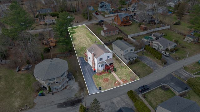 31 Glen Echo Shore Rd, Charlton, MA 01507