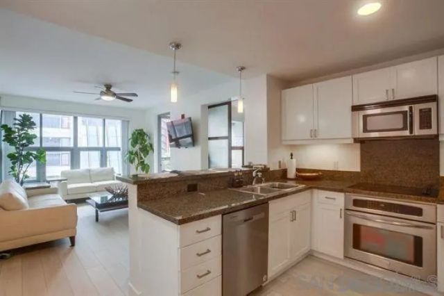 1150 J St 418, San Diego, CA 92101