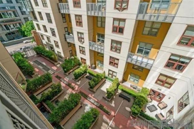 1150 J St 418, San Diego, CA 92101
