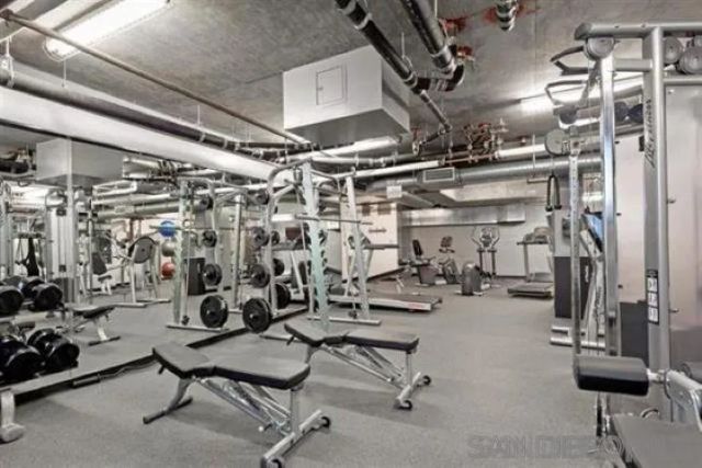 1150 J St 418, San Diego, CA 92101