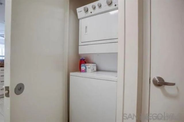 1150 J St 418, San Diego, CA 92101