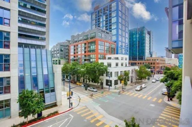 1150 J St 418, San Diego, CA 92101