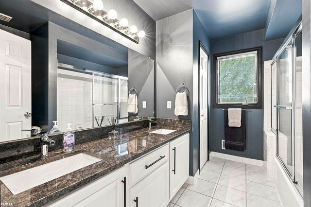 47042 Willingham Way, Shelby Twp, MI 48315
