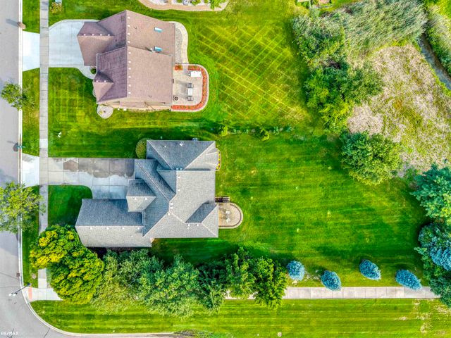 47042 Willingham Way, Shelby Twp, MI 48315
