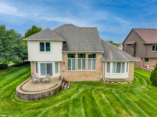 47042 Willingham Way, Shelby Twp, MI 48315