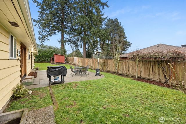 8720 20th Street E, Edgewood, WA 98371