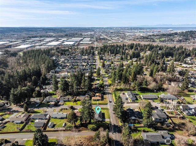 8720 20th Street E, Edgewood, WA 98371