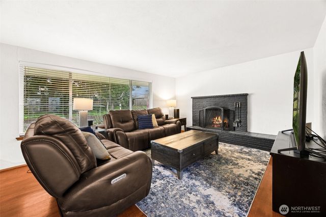 8720 20th Street E, Edgewood, WA 98371