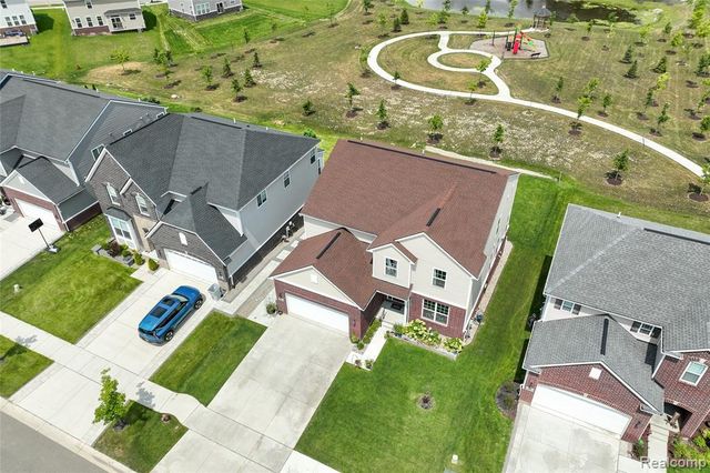 58714 Sella Drive, South Lyon, MI 48178