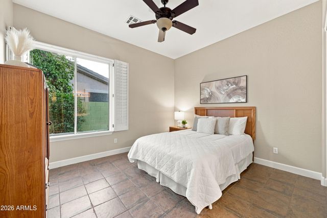 481 E VERMONT Drive, Gilbert, AZ 85295