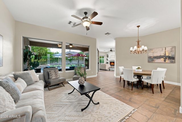 481 E VERMONT Drive, Gilbert, AZ 85295