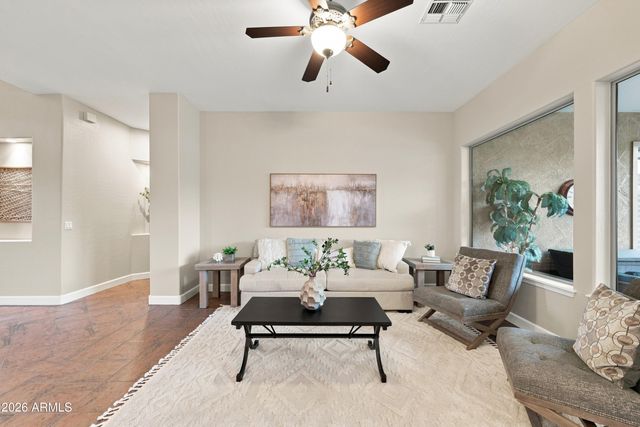 481 E VERMONT Drive, Gilbert, AZ 85295
