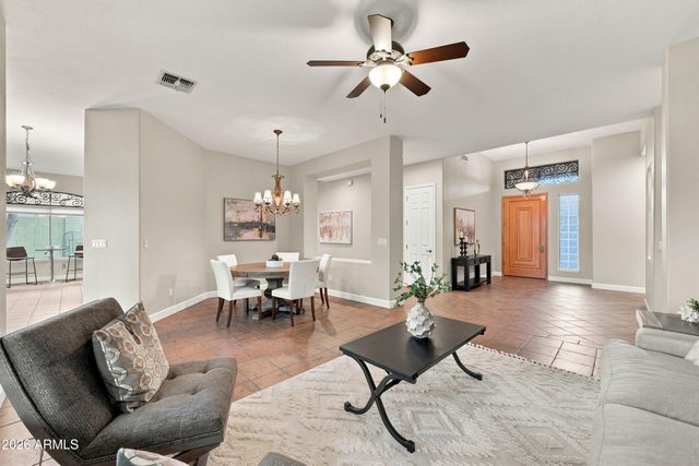481 E VERMONT Drive, Gilbert, AZ 85295