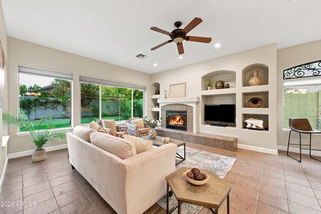 481 E VERMONT Drive, Gilbert, AZ 85295