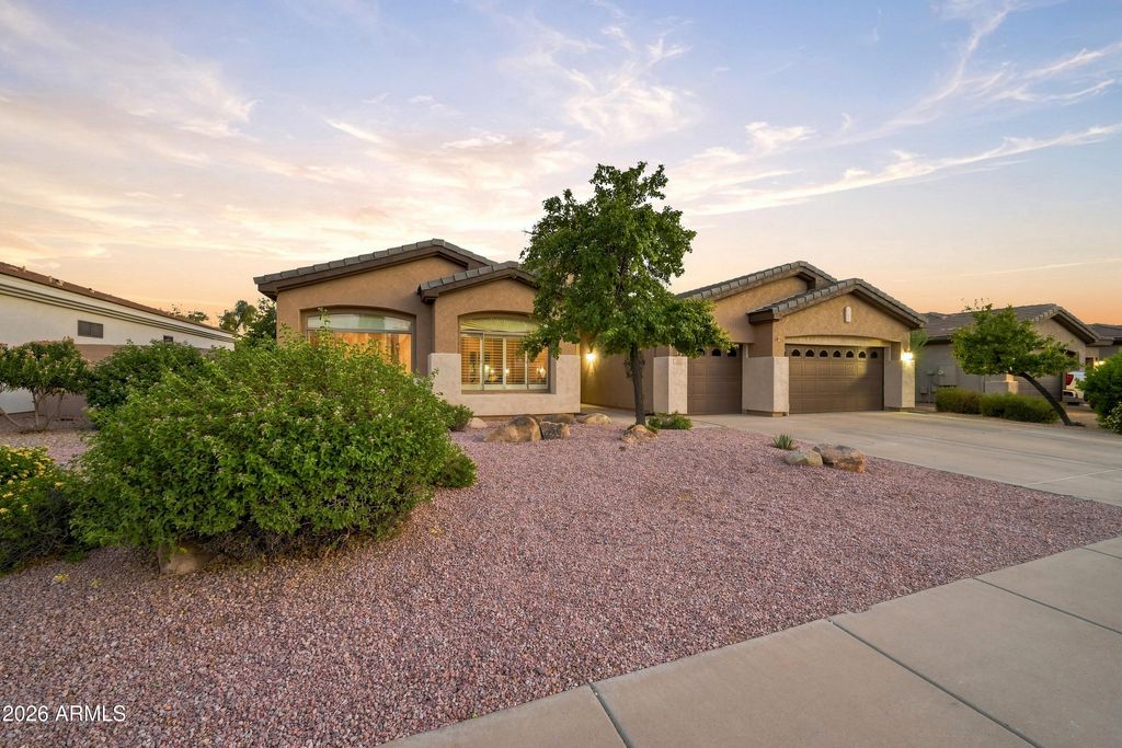 481 E VERMONT Drive, Gilbert, AZ 85295 — photo 2