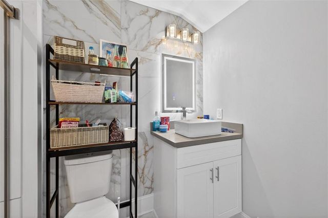 1074 Peachtree NE Walk B505, Atlanta, GA 30309