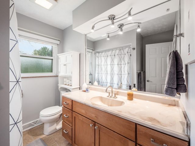 13872 Center Village Road, Galena, OH 43021