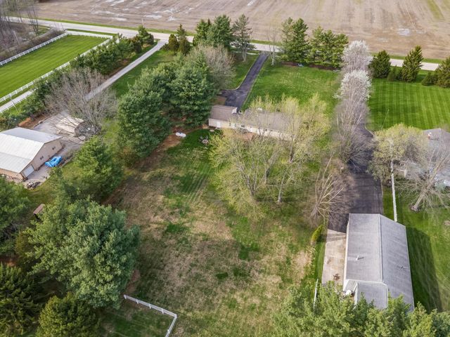 13872 Center Village Road, Galena, OH 43021