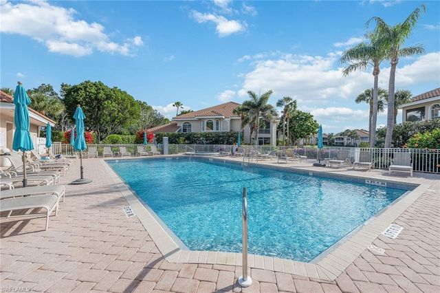 8445 Abbington CIR # 712, Naples, FL 34108