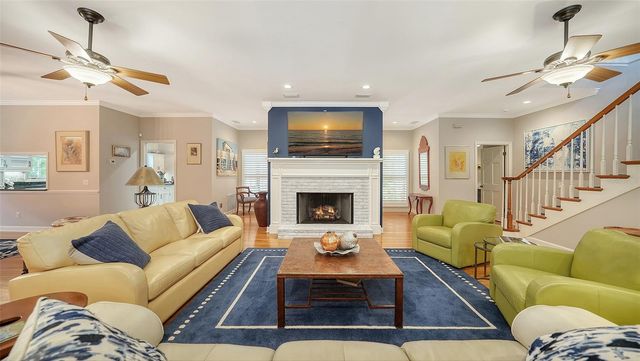 156 BISHOPSCOURT ROAD, Osprey, FL 34229