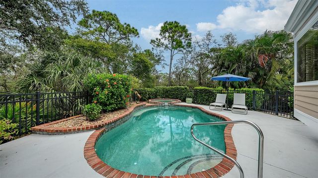 156 BISHOPSCOURT ROAD, Osprey, FL 34229