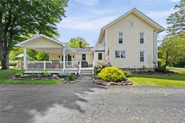 956 Willits Rd, Ontario, NY 14519