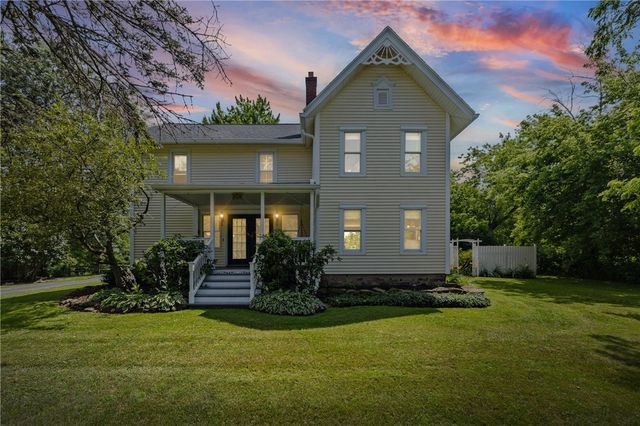 956 Willits Rd, Ontario, NY 14519