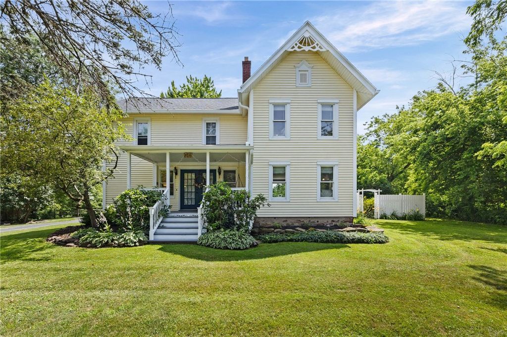 956 Willits Rd, Ontario, NY 14519