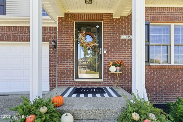 2005 Cherry Creek Rd, La Grange, KY 40031