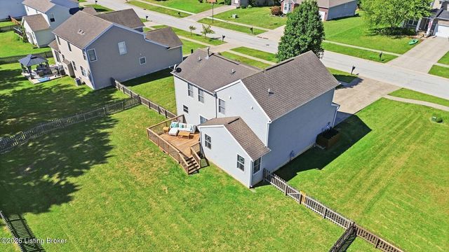 2005 Cherry Creek Rd, La Grange, KY 40031