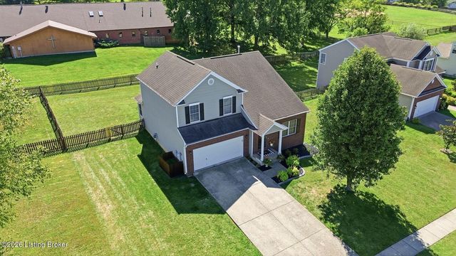 2005 Cherry Creek Rd, La Grange, KY 40031