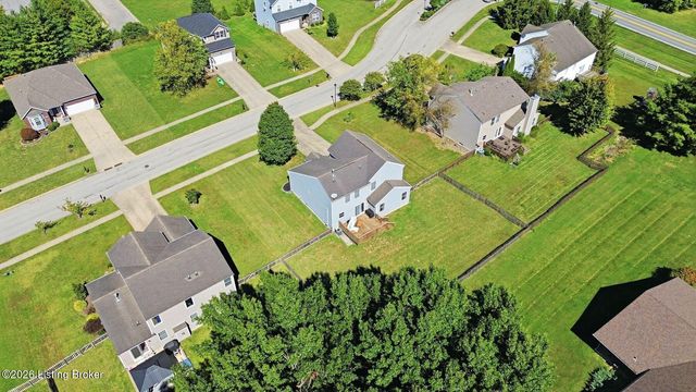 2005 Cherry Creek Rd, La Grange, KY 40031