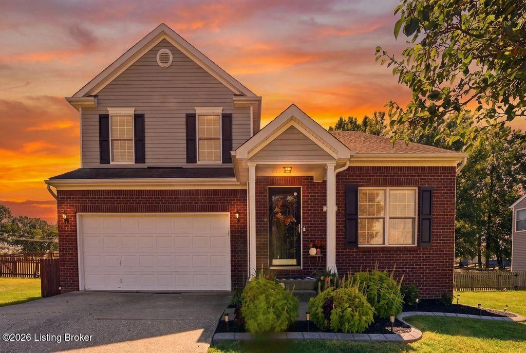 2005 Cherry Creek Rd, La Grange, KY 40031