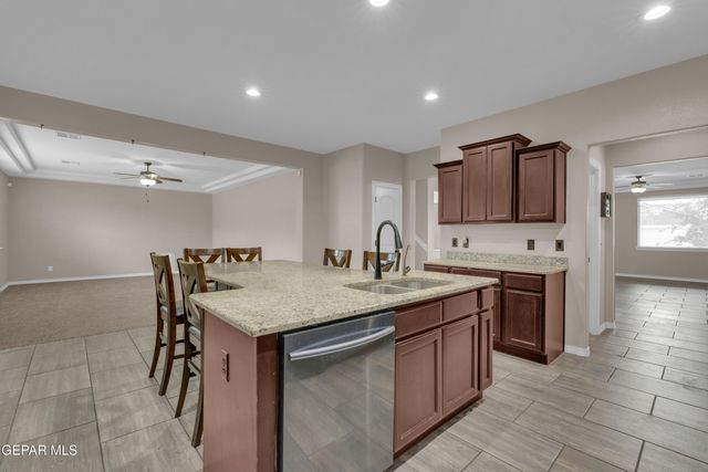 14929 TED BANKS Avenue, El Paso, TX 79938