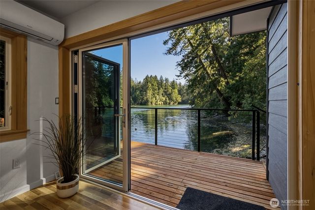 2908 Fishtrap Loop NE, Olympia, WA 98506