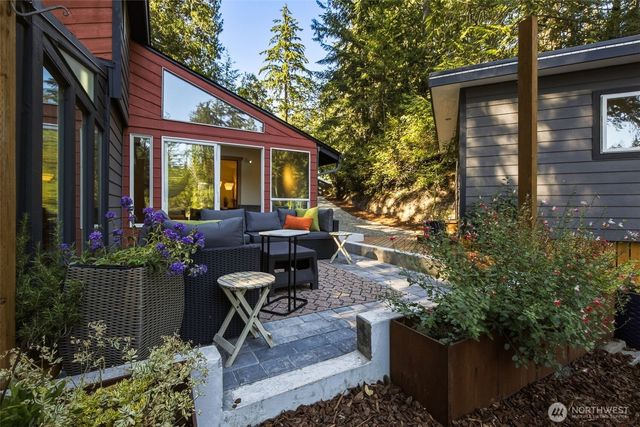 2908 Fishtrap Loop NE, Olympia, WA 98506