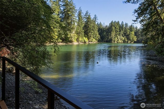 2908 Fishtrap Loop NE, Olympia, WA 98506