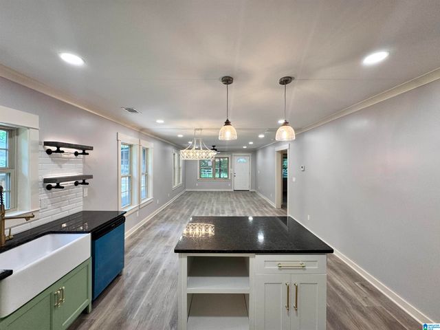 1824 LANE DRIVE, Leeds, AL 35094